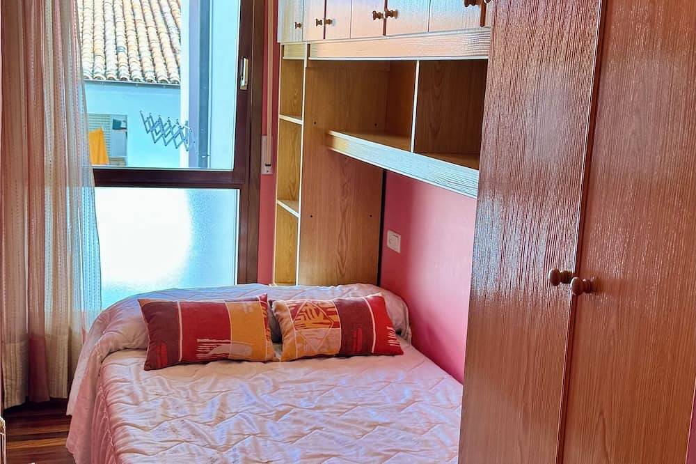 Entire apartment, Relax in the center of Llanes and 50m from the beach. in Llanes, Costa Verde (Spain)