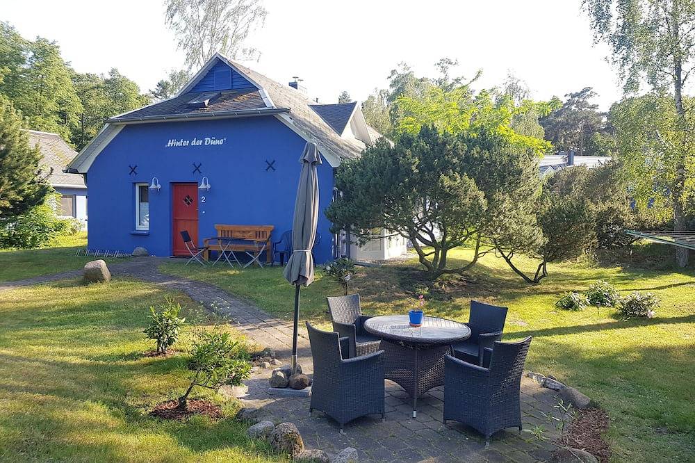Ganze Wohnung, Blaues Strandhaus hinter der Düne - 1. Reihe, 20m zum Strand - Blaues Strandhaus in Ückeritz, Bernsteinbäder