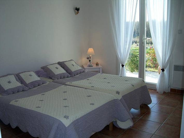 Chambre d’hôte pour 2 personnes, avec jardin à Bouchet