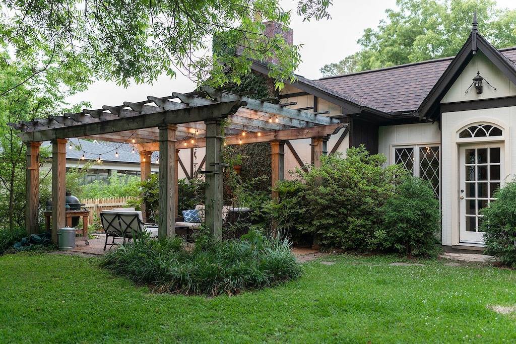 Großes Einfamilienhaus - Campus und Platz zu Fuß erreichbar! in Oxford (MS), Lafayette County