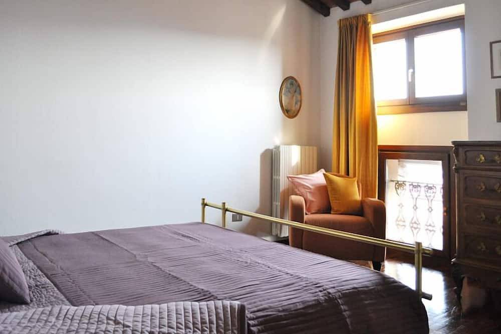 Apartamento entero, Apartamento histórico en el corazón de la antigua Verona in Centro Storico, Verona