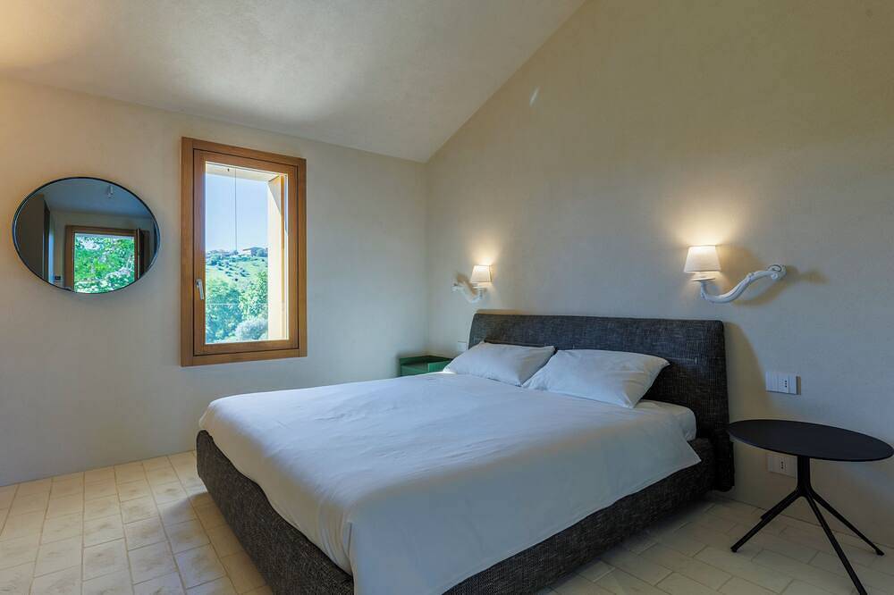 Luxury Retreat - dream pool in Cingoli, Provincie Macerata