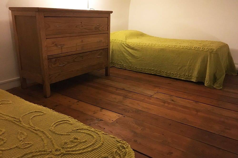 Entire apartment, Sun House Studio in Taranto, Gulf of Taranto