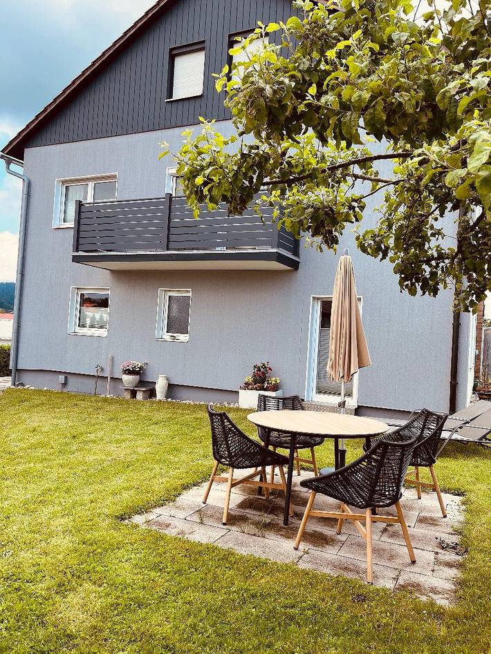 Ferienhaus für 2 Personen, mit Balkon und Garten