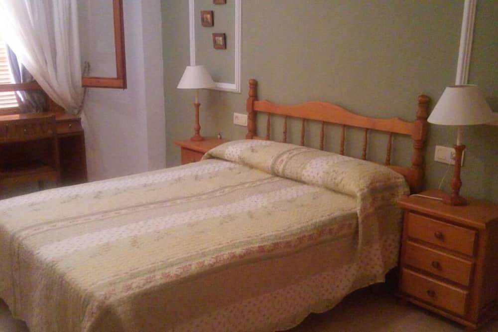 Apartamento entero, Ideal En Verano Piscina Y En Invierno Cocina De Leña in Costa Blanca