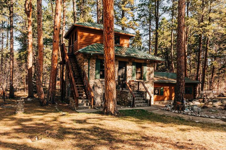 Vacation house for 6 people, with yard and balcony, kid friendly in Wyoming
