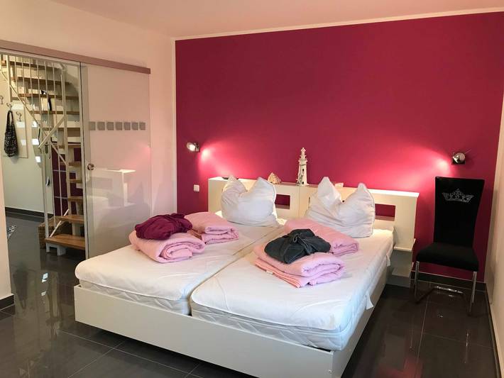 Ferienwohnung für 4 Personen, mit Balkon in Gelbensande