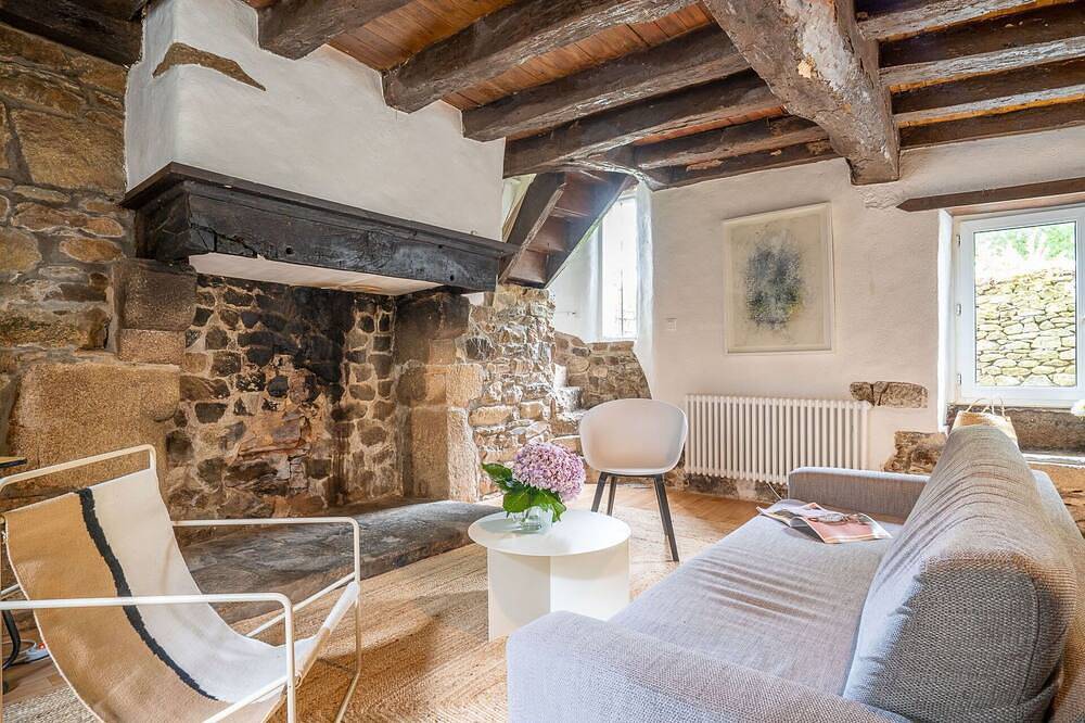 Wonderful villa for 4 guests with Wifi and Tv in Tréguier, Pink Granite Coast