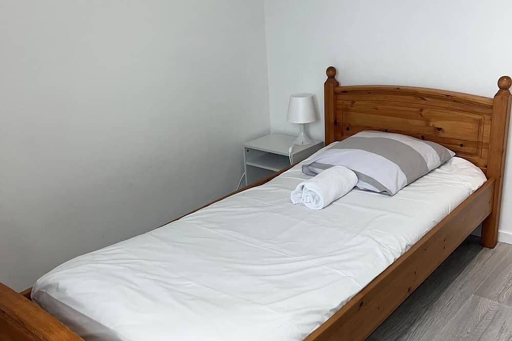 Le clos de Précy- Maison  132 m²  10 pers  Jardin privé  Calme 20 min Disneyland in Précy-sur-Marne, Seine-et-Marne