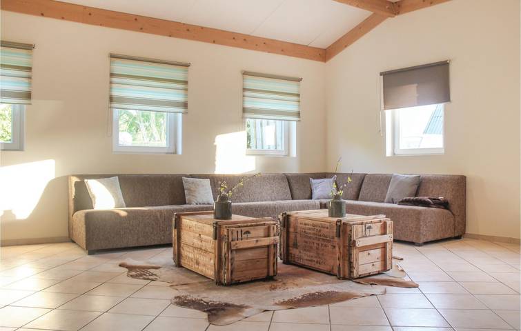 Ganze Ferienwohnung, Ferienwohnung für 12 Personen mit Terrasse in Simpelveld, Parkstad Limburg