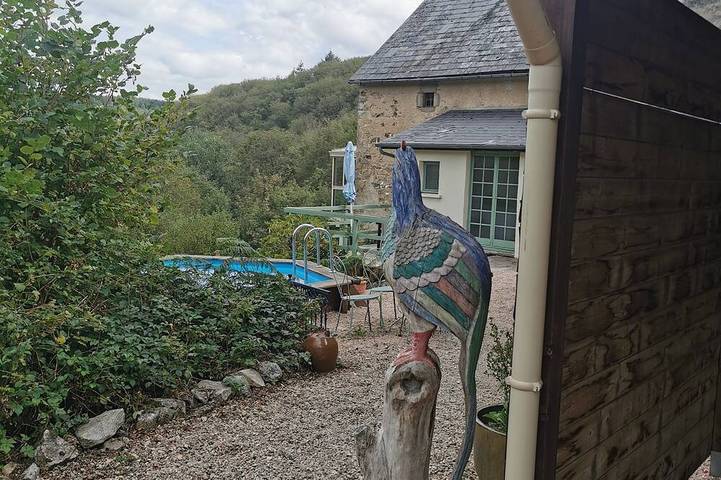 Maison de vacances pour 4 personnes, avec piscine et sauna ainsi que jacuzzi et terrasse, animaux acceptés