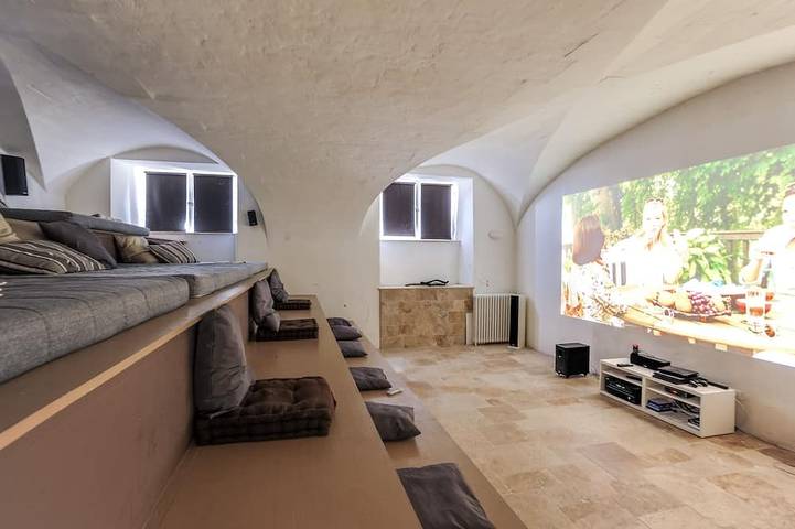 Gîte pour 40 personnes, avec jacuzzi et jardin à Villers-Bocage - 2