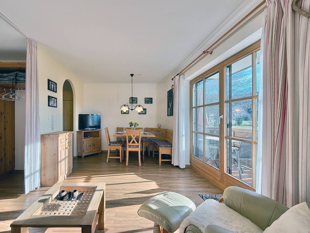 Ganze Ferienwohnung, Sonnenhof 04 in Seeg, Bayerisch Schwaben