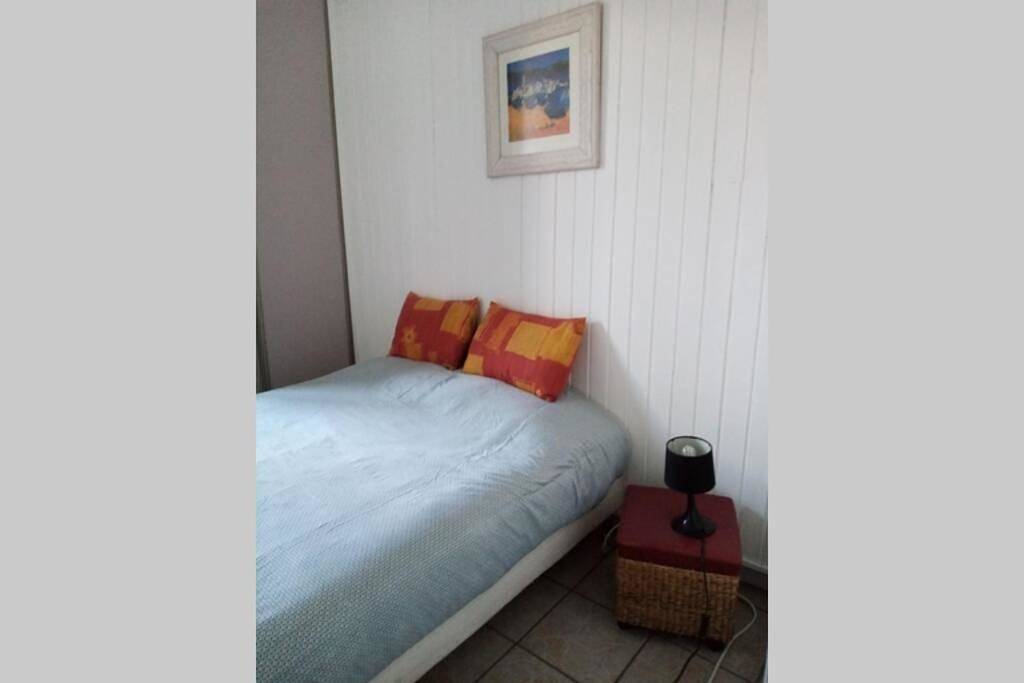 Appartement entier, Studio with Garden View in Vals-les-Bains, Parc naturel régional des Monts d'Ardèche
