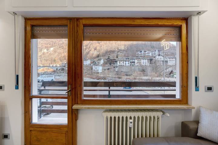 Hel lejlighed, Apartment 'Gianpaolo' with Mountain View, Shared Garden and Wi-Fi in Piode, Wallisian Alps