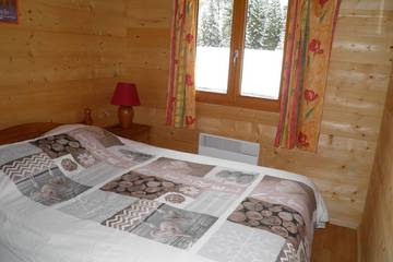 Chalet pour 6 Personnes dans Rochejean, Parc naturel régional du Haut-Jura, Photo 1