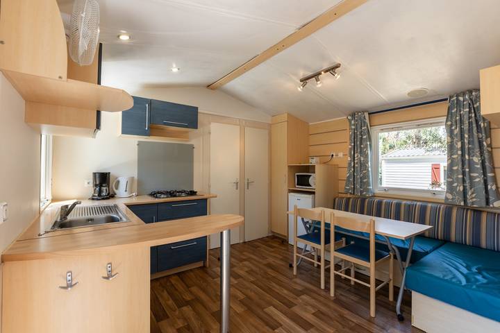 Mobilheim „Village Camping De L'ostriconi 25“ mit Meerblick, Gemeinschaftspool & Wlan in Palasca, Calvi und Umgebung