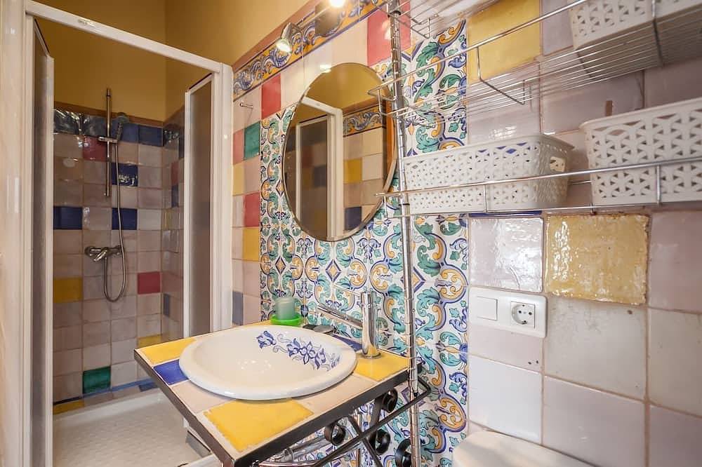 Ganze Wohnung, Penthouse mit eigener Terrasse. in Casco Antiguo, Sevilla