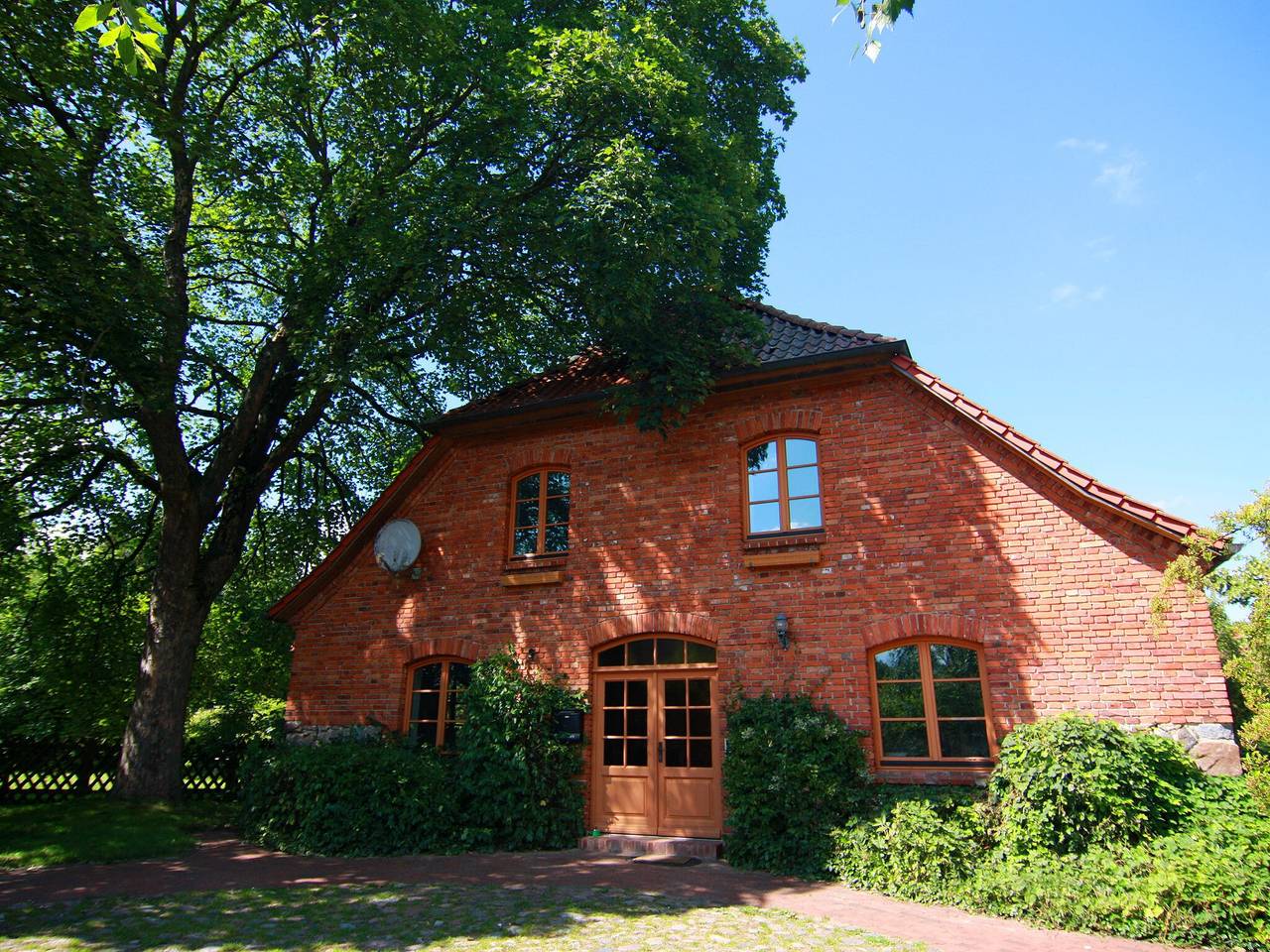 Landhaus in Gressow mit Terrasse und Garten in Gressow, Gägelow