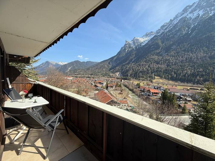 Ferienwohnung für 2 Personen, mit Ausblick und Balkon - 1