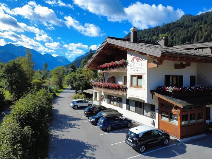 Hotel für 2 Personen, mit Balkon und Terrasse sowie Garten und Pool in Kleinarl