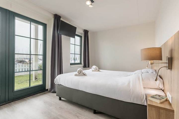 Ferienwohnung für 5 Personen, mit Balkon/Terrasse und Terrasse sowie Pool in Edam-Volendam - 4
