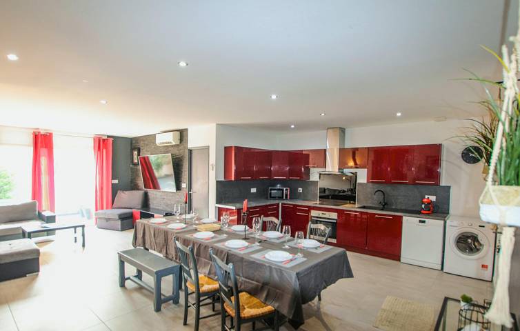 Location de vacances pour 10 personnes, avec piscine et terrasse à Morières-lès-Avignon - 4