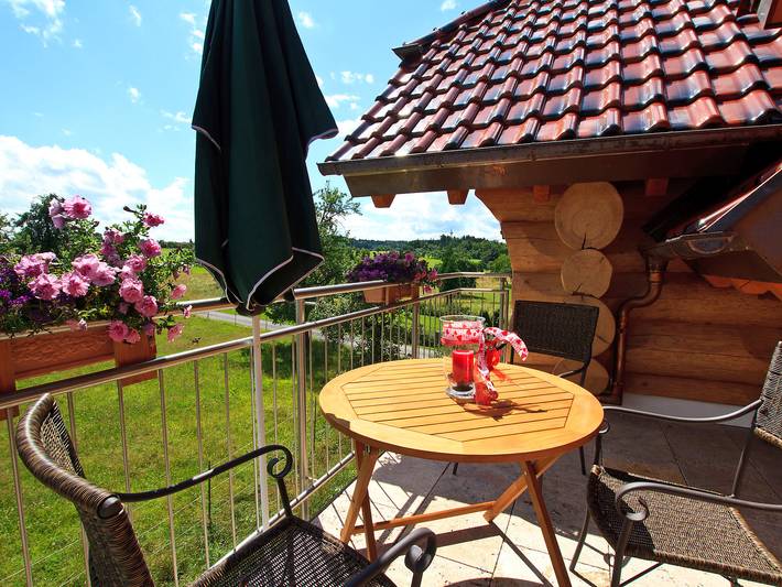 Ferienwohnung für 3 Personen, mit Balkon und Garten sowie Sauna und Ausblick in der Stuttgart Region