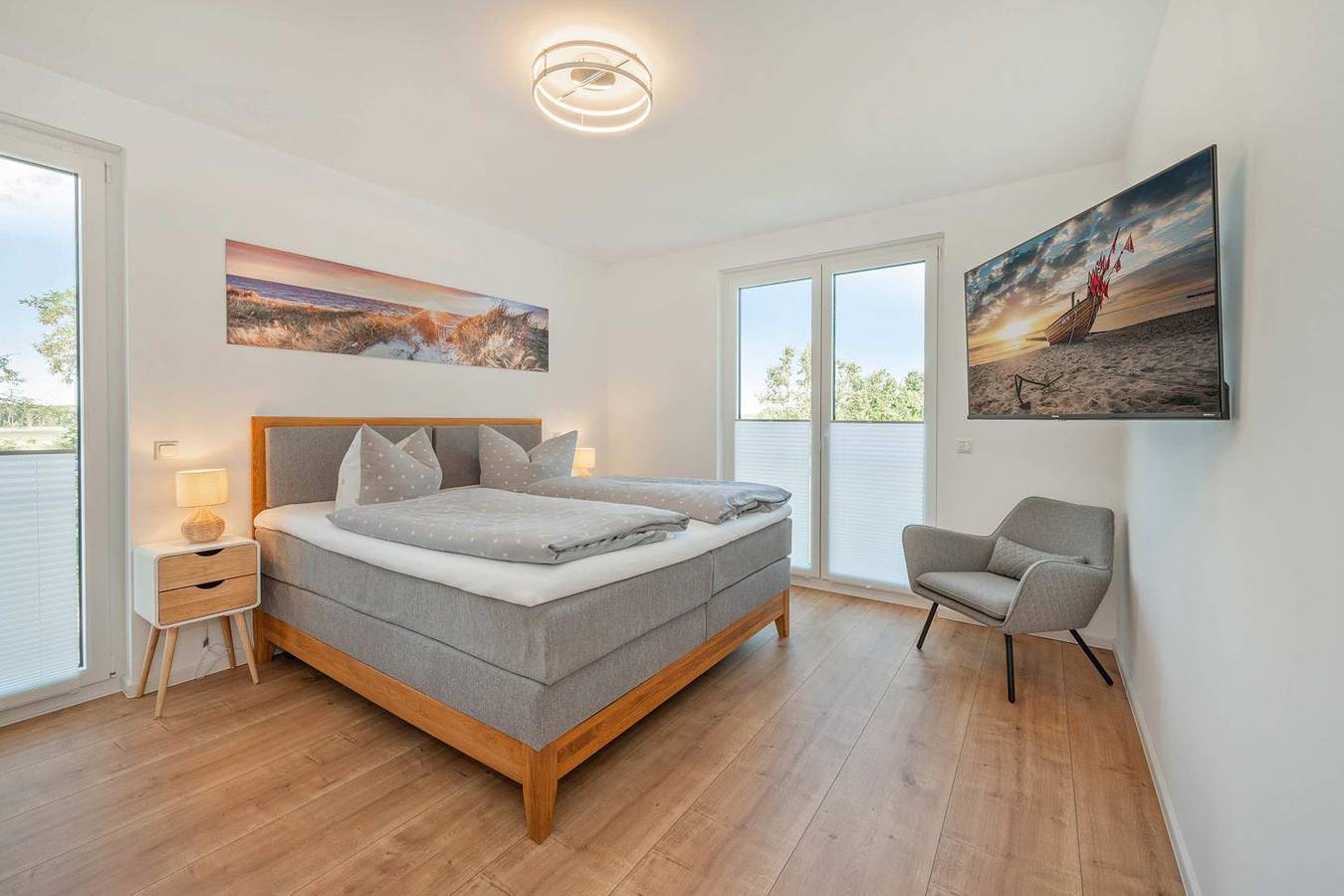 Ganze Wohnung, Moderne Ferienwohnung mit Balkon & Sauna – ruhig gelegen im Grünen in Zirchow, Usedom
