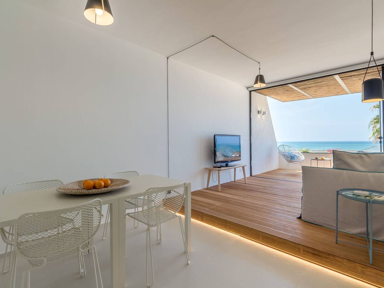 Appartement entier, Charmante Wohnung in Donnalucata mit Möblierter Terrasse in Scicli, Province de Ragusa