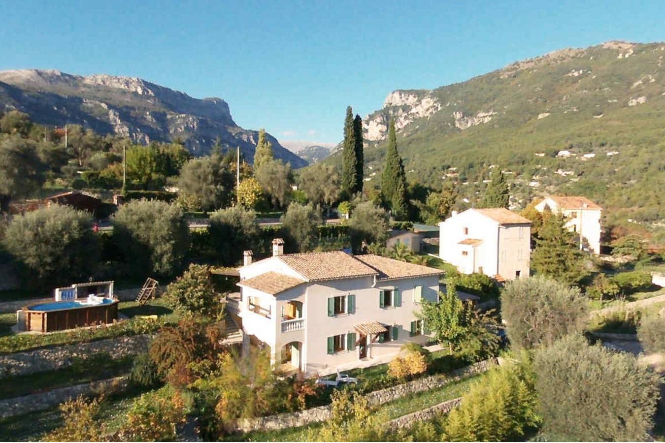 Ganze Ferienwohnung, 1 Bed Apartment Sleeps 4 -Private Garden & Pets Ok in Le Bar-sur-Loup, Cannes und Umgebung