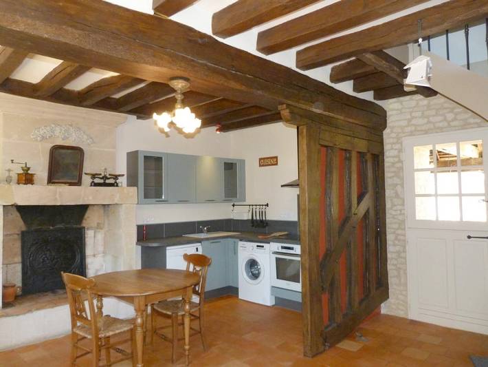 Gîte pour 2 personnes, avec vue et jardin dans Fontaine-les-Coteaux