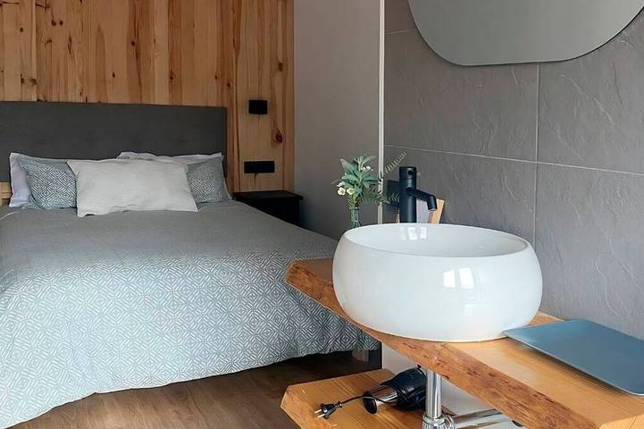 Appartement entier, Rural apartment in Cal Rosal, Berga - Air conditioning and nature in Berga, Province de Barcelone