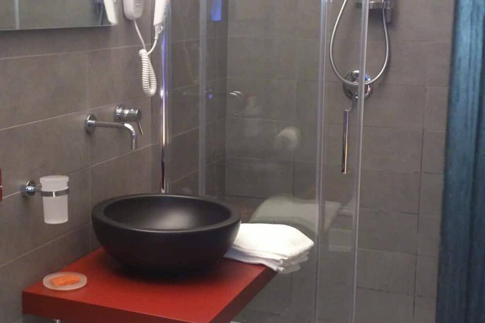 Apartamento entero, Charming 2-bedroom apartment with Ac, Wifi, internal courtyard in Sicily in Trapani, Provincia de Trapani