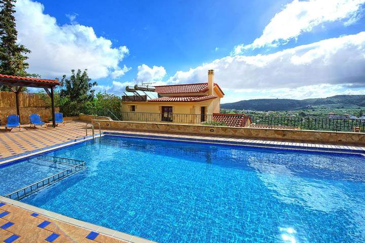 Villa für 12 Personen, mit Balkon und Terrasse sowie Pool in Chania und Umgebung - 4