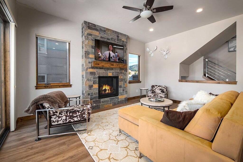 Deming Crossing Modern Downtown Frisco Duplex in Frisco, Arapaho and Roosevelt National Forests