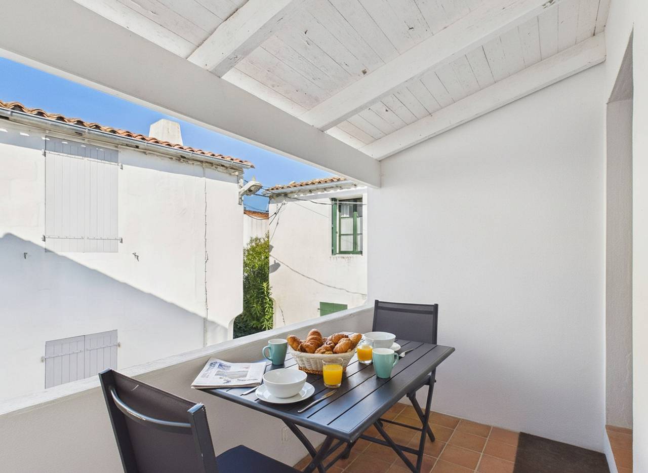 Ganze Wohnung, Appartement pour 4, plein centre, plage à 700 m in Les Portes-en-Ré, Ile de Re