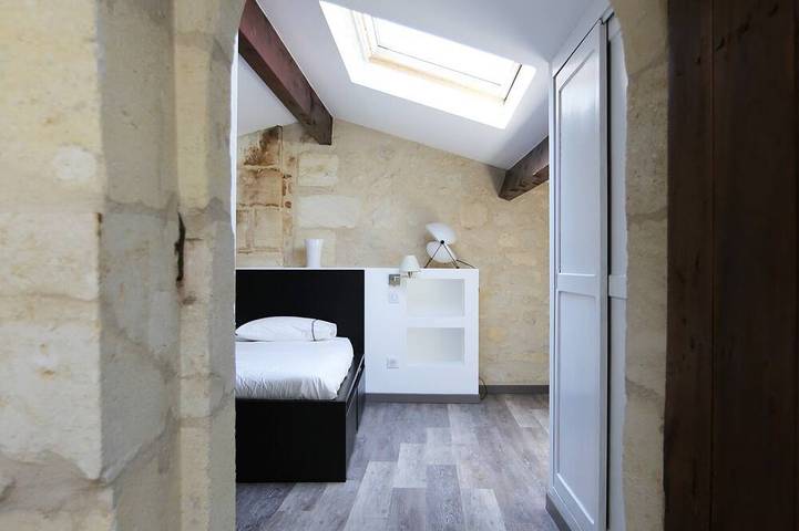 Location de vacances pour 4 personnes, avec piscine ainsi que terrasse et jardin à Saint-Germain-du-Puch - 3