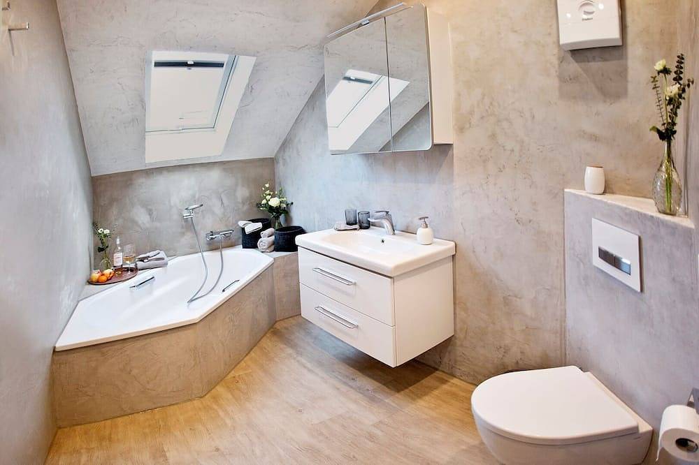 Ganze Wohnung, Ferienwohnung/App. für 3 Gäste mit 74m² in Höhr-Grenzhausen in Höhr-Grenzhausen, Westerwald