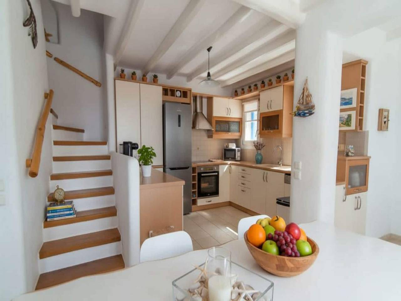 Mykonos Villa for 8 with Pool in Agios Stefanos, Mykonos