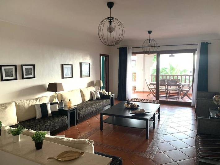 Gîte pour 13 personnes, avec piscine et vue ainsi que bassin pour enfant et jardin, animaux acceptés dans Restinga Smir - 2