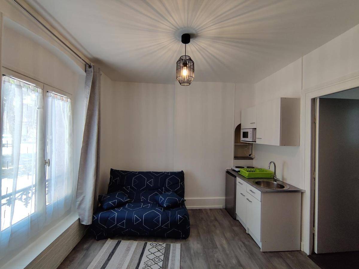 Appartement entier, One-Bedroom Apartment in Châlons-en-Champagne, Marne