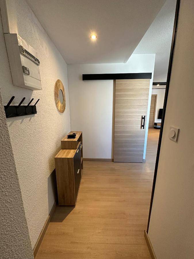 Appartement entier, Appartement T3 centre Saint donat in Saint-Donat-sur-l'Herbasse, Région de Valence