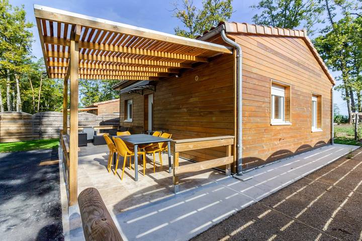 Maison de vacances pour 4 personnes, avec jardin et vue sur le lac en Dordogne - 2