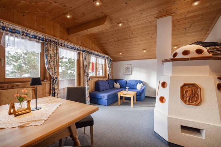 Ferienwohnung für 4 Personen, mit Balkon und Terrasse im Stubaital - 2