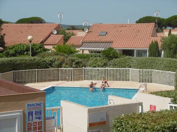 Gîte pour 5 personnes, avec terrasse et piscine dans Plage des Ayguades - 2
