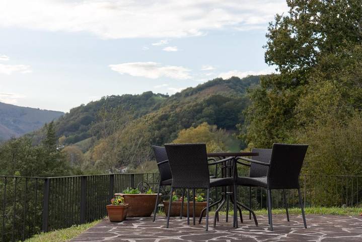 Casa rural para 3 personas, con jardín y vistas en Pirineo Navarro - 3