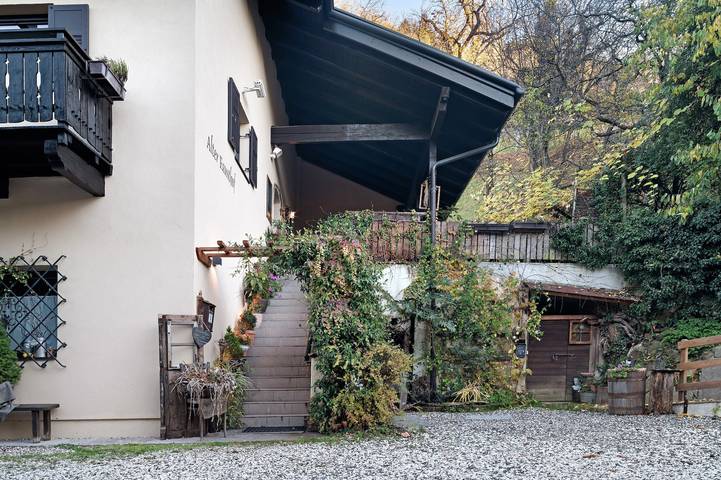 Room 'Alter Fausthof Kitty' with Mountain View, Shared Terrace and Wi-Fi in Völs am Schlern, Dolomiti Superski
