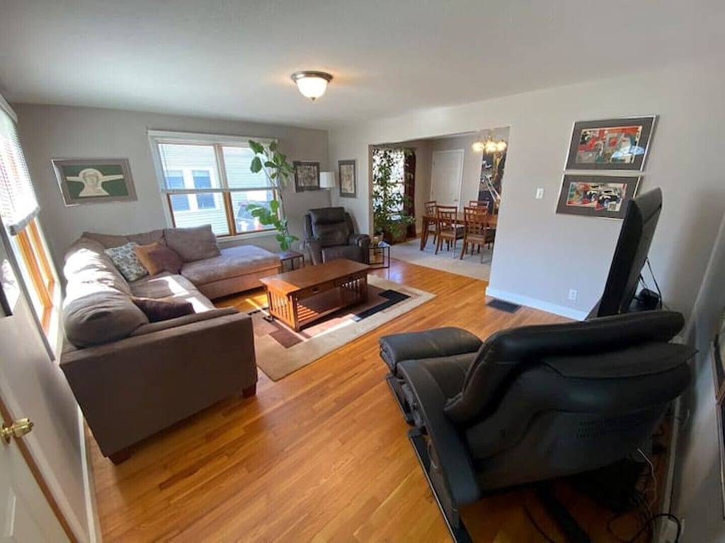 Quiet and Comfortable 2Br House 1mile to Mizzou and Downtown! in Columbia (MO), Missouri