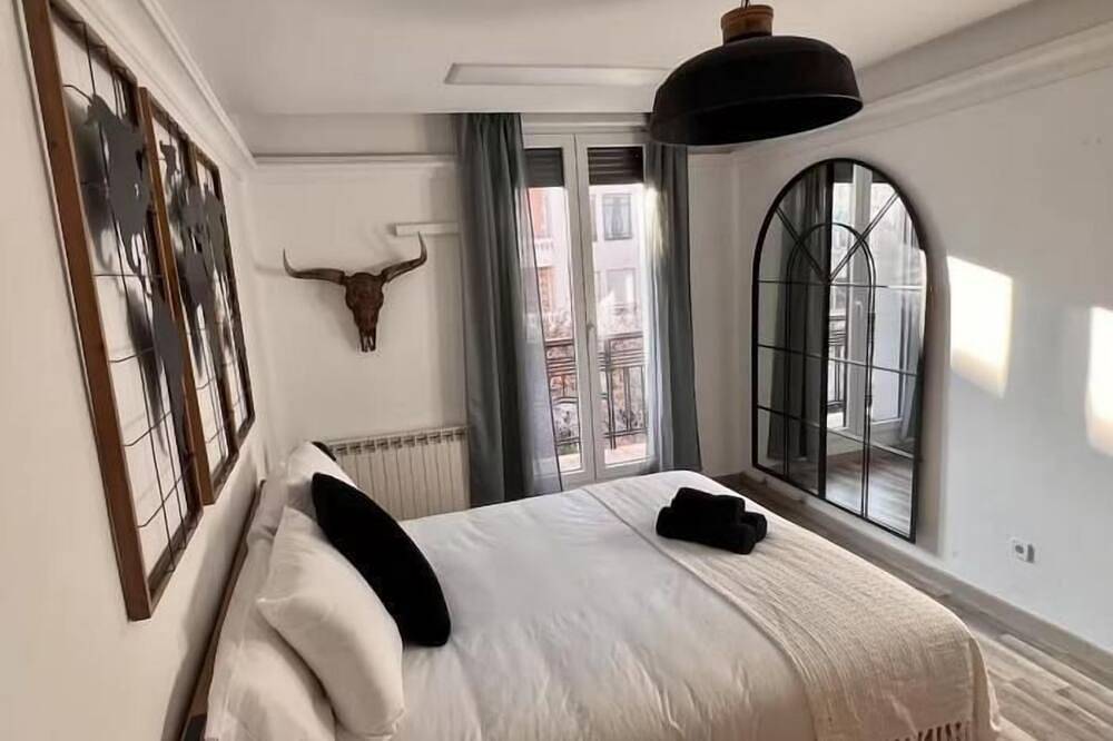 Entire apartment, La Vinoteca del Artista in Logroño, La Rioja Province
